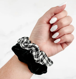 Plaid Scrunchie 2 pack