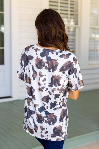 Mooving On Short Sleeves T-Shirt Cow Print