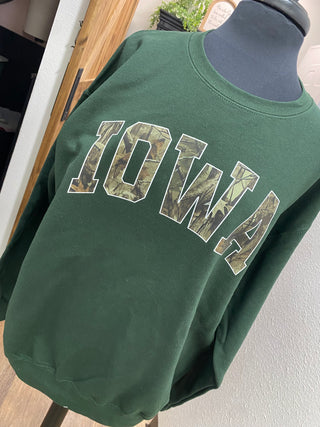 CAMO IOWA SWEATSHIRT