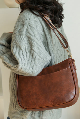 VEGAN LEATHER MESSENGER BAG