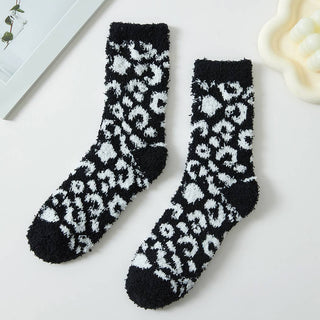 Neutral color Leopard Pattern Fuzzy Winter Socks
