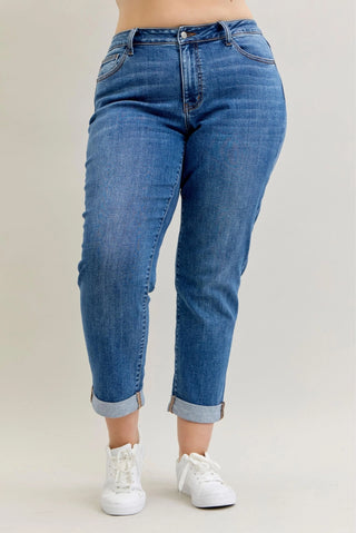 Judy Blue Boyfriend Midrise Cuffed Jeans