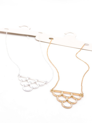 Delicate Honey Comb Pendant Necklace