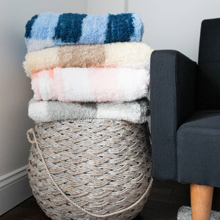 Plaid Sherpa Throw Blankets